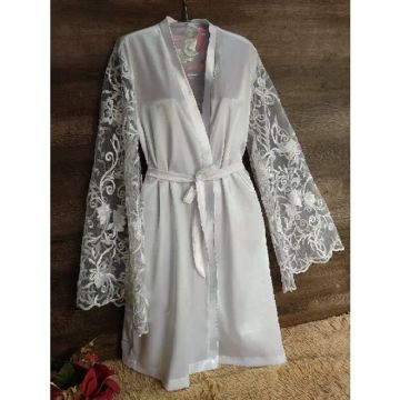 Robe de cetim 
