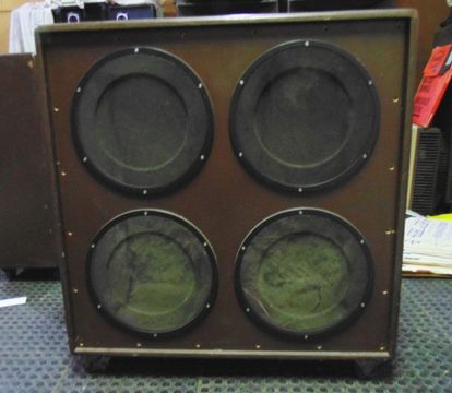 Caixa para guitarra, p/4 falantes de 12 pol.. - 017 -