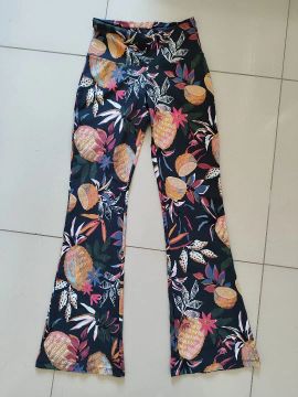 Calça P Farm, super estilosa 