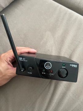 Microfone Sem Fio AKG SR 40 Mini Pro