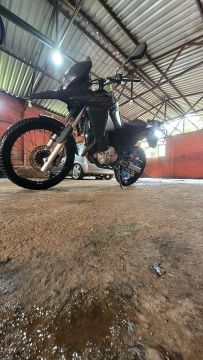 XRE 300 2016
