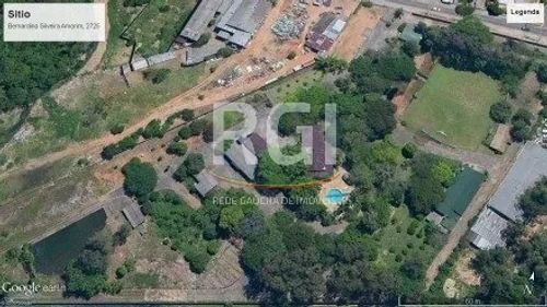 Ótima oportunidade de investimento! Área à venda localizada na Avenida Bernardino Silveira