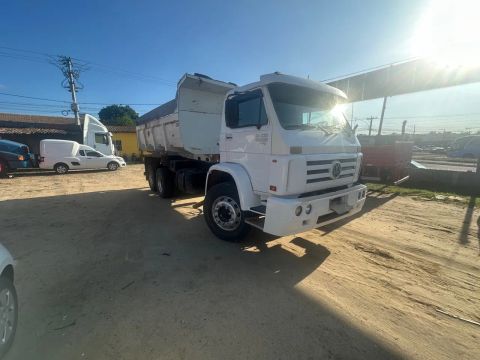 Caminhão Volkswagen 24-220 Caçamba