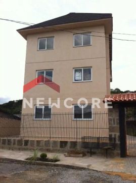 Apartamento em Londres - Eugênio Ferreira - Canela/RS