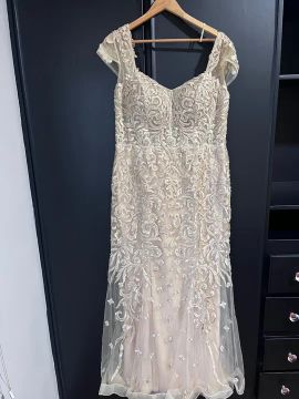Vestido de Festa Longo Bordado 
