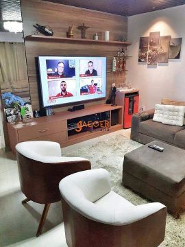 Encantadora casa no bairro Aponiã de 3 quartos - R$450.000,00