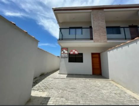 Linda casa na Martim de Sá em condominio!!!