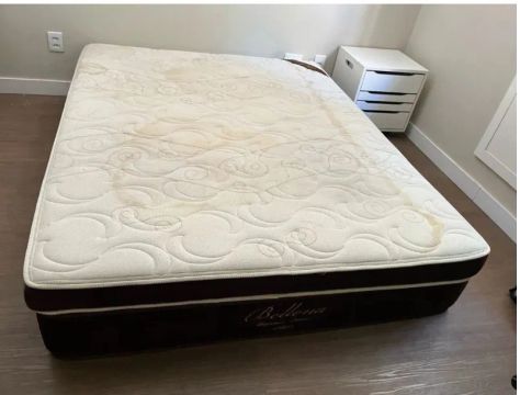 Cama Box e colchão Queen 