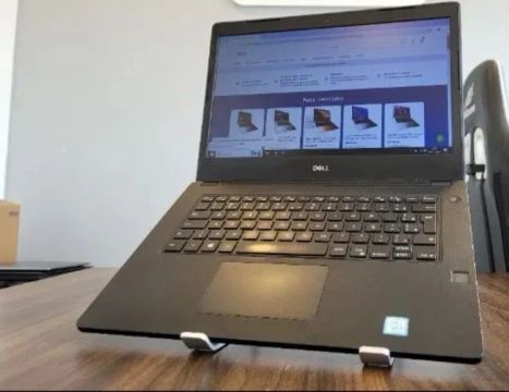Notebook Top Dell i5 8 Geração SSD256 8GB 