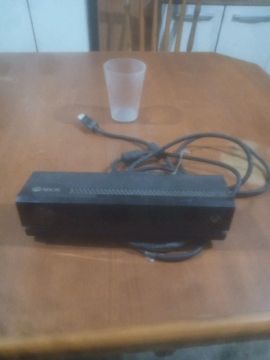 Kitnet e fonte de x box one 