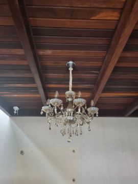 Lustre de cristal 5 lâmpadas para sala de jantar.