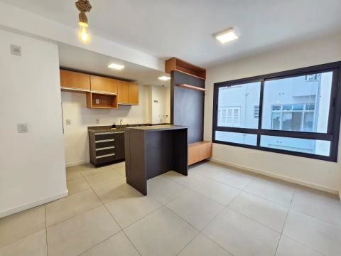Imóvel para aluguel com 60 metros quadrados com 2 quartos em Santana - Porto Alegre - RS