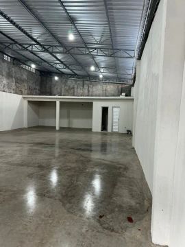 Aluguel - Galpão - Localizado Próximo a Av.Tefé
