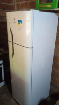 Geladeira duplex usada estado nova  