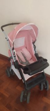 Barbada! Vendo carrinho de bebê reversível em ótimo estado!!!