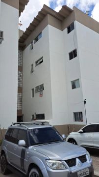 Vendo um ótimo apartamento no Residencial Belo Horizonte, Barro Duro, Maceió - AL.