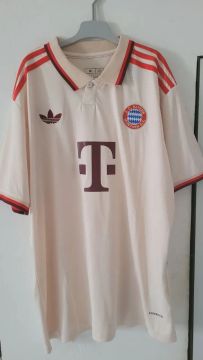 Camisa Adidas Bayern de Munique