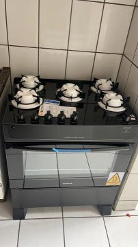 Fogão tampo de vidro novo na caixa 