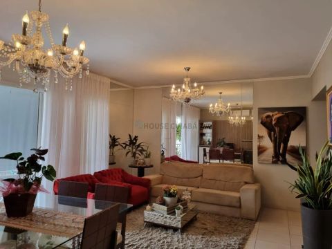 Vendo Lindo Apartamento - Edifício Jardins De France