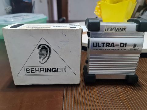 Caixa de Injeção Direta Behringer DI 100 ULTRA-DI