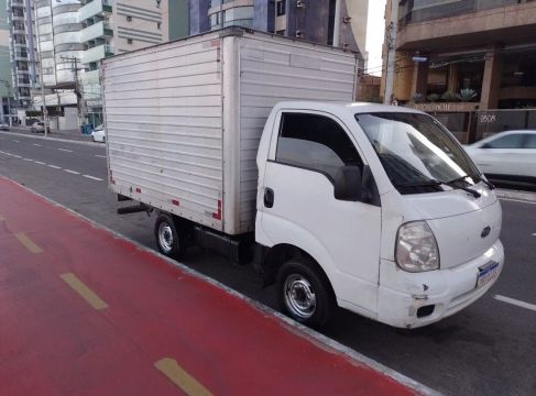 Vendo Kia bongo k2500 pronto p trabalhar 