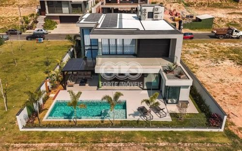 Casa Sobrado com 5 suítes á Venda no Condomínio Villa dos Pinheiros, em Indaiatuba - Sp