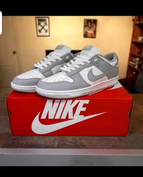 Nike Dunk Low - Cinza e Branco