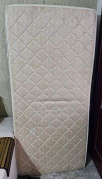 Colchão de molas e piloton - Ótimo estado!