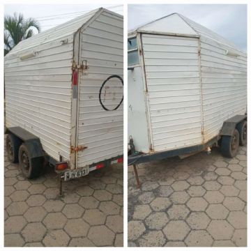 Carreta para transporte de animais - MJV-6331