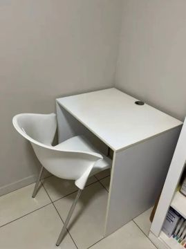 Mesa e cadeira - escrivaninha