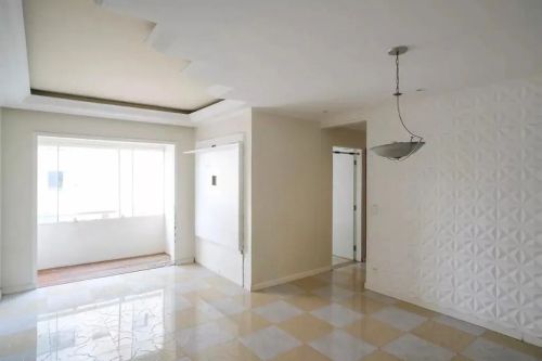 Imóvel para aluguel e venda possui 97 metros quadrados com 4 quartos