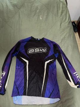 Roupas de trilha(kit de proteção e bota) 