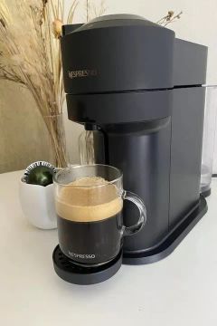 Máquina de Café Nespresso - Nova - Preço Imperdível!