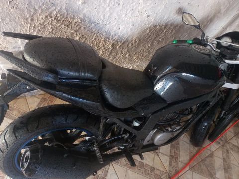 Moto kaisisk comet sport.