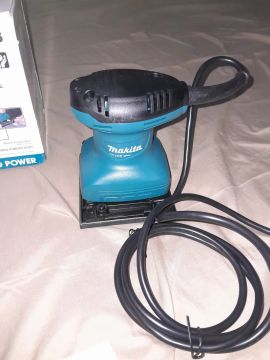 Lixadeira Orbital Makita - Nova