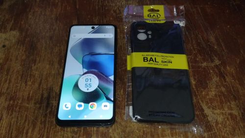 MOTOROLA MOTO G23 (FAÇO ENTREGA)