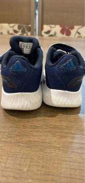 Tênis Adidas infantil 