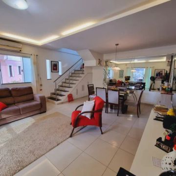 Casa no Condomínio Jardim Verde, 129m²,  2 quartos, sendo 1 suíte.