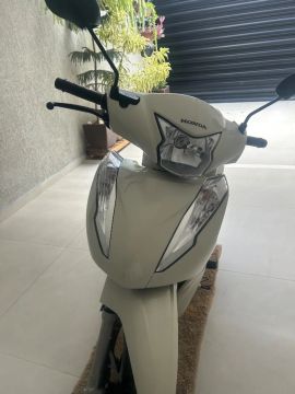 Biz sem detalhes, super conservada 