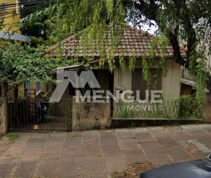 Mengue Vende Terreno, 317m², no bairro Cristo Redentor em Porto Alegre por R$ 480.000,00