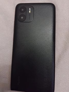 Vendo um celular usado está em bom estado 
