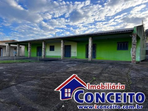 PC32 - Pousada localizada a 350 metros do mar no balneário Imara