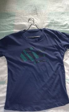 Vendo essas 3 camisas juntas