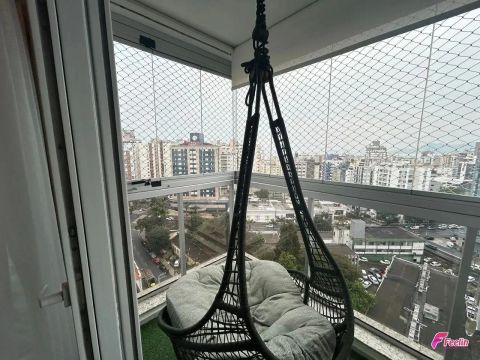 D/ONE - OPORTUNIDADE - PORTEIRA FECHADA - APARTAMENTO 2 DORMITÓRIOS SENDO UMA SUÍTE - CENT