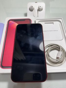 iPhone XR Vermelho - 64GB - usado
