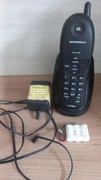 Telefone sem fio Motorola usado.