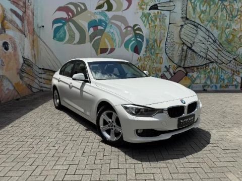 BMW 320i Activeflex 2015 - Impecável