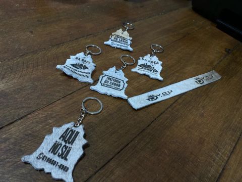 Chaveiros de couro Legítimo ( Personalizados )