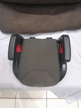 Cadeira de Carro para Bebê - Segurança e Conforto