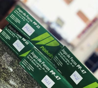 Facas e peças para picadeira e ensiladeira 